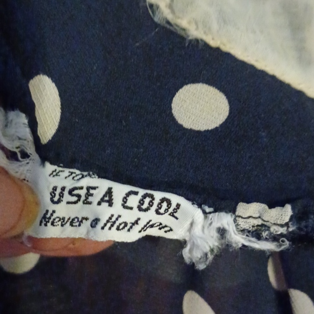 Vintage polka dot dress semi sheer - Picture 10 of 10